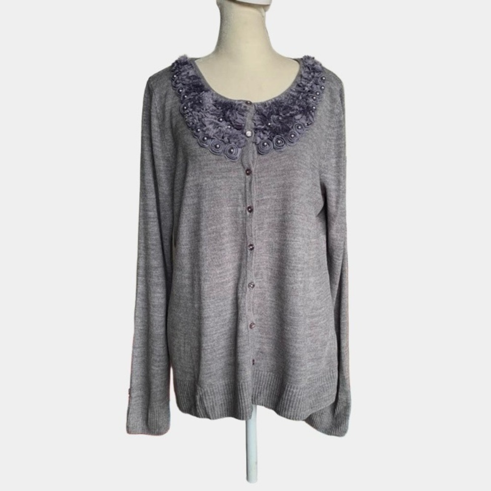 Carolyn Taylor Gray Embellished Ruffle Pearl Button Down Long Sleeve Cardigan
